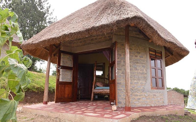 Lake Nyamirima Cottages Fort Portal Exterior foto